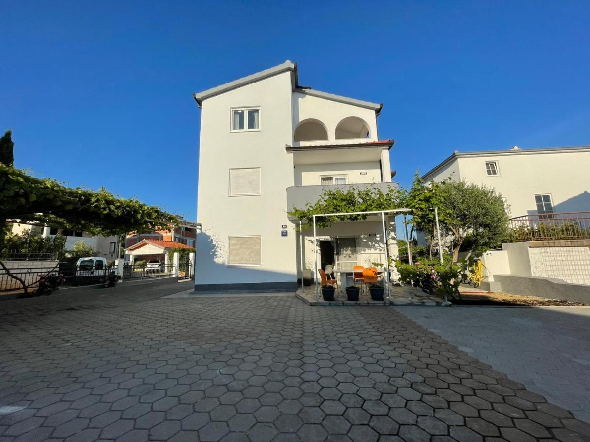 Apartments Antea 로고즈니차 외부 사진