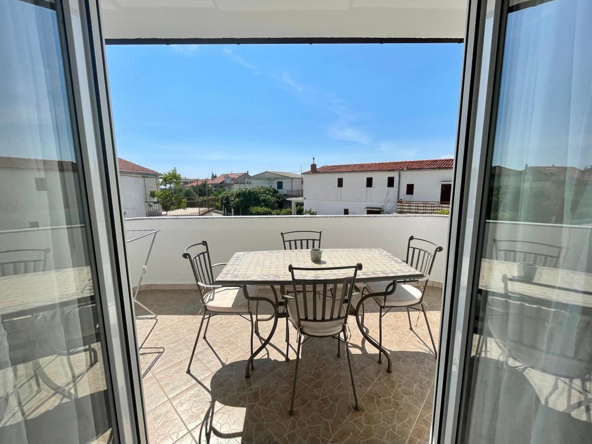 Apartments Antea 로고즈니차 외부 사진
